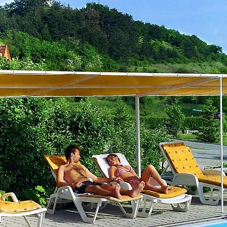 In Cserszegtomaj/balaton 18294 切尔塞格托毛伊